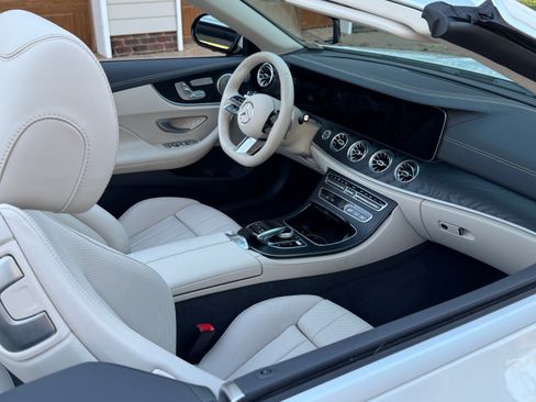 Used 2023 Mercedes-Benz E 450 4MATIC Cabriolet image 17
