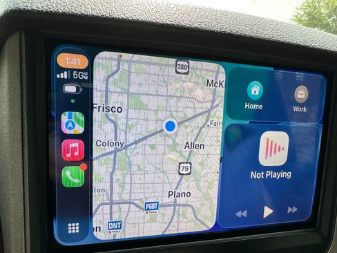 Used 2014 Ford F250 Lariat w/ Lariat Interior Package image 8