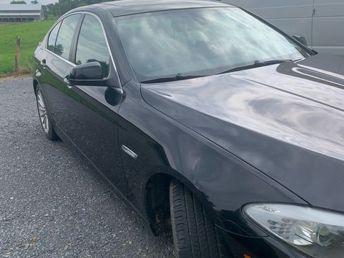 Used 2011 BMW 535i xDrive Sedan AWD/4WD image 4