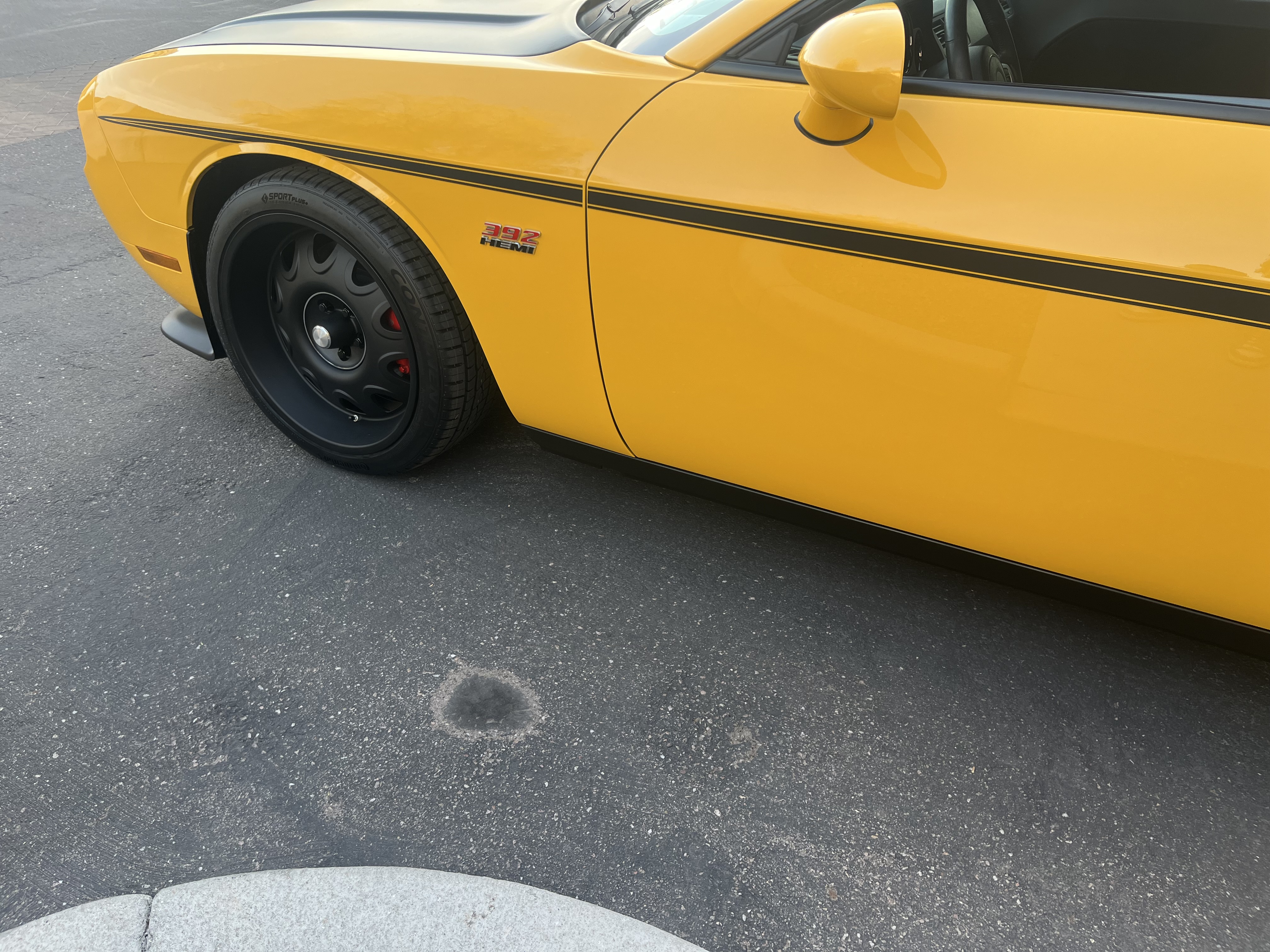 Used 2012 Dodge Challenger SRT8 Yellow Jacket w/ Premium Sound Group RWD image 6