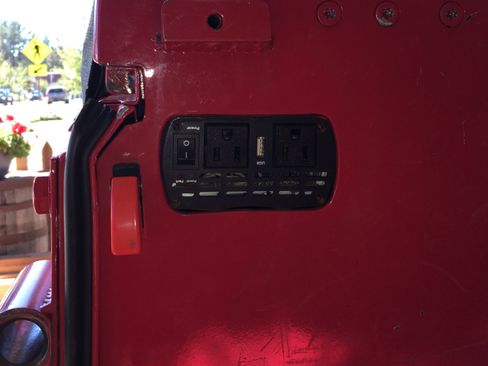 Used 2005 Jeep Wrangler Unlimited image 15