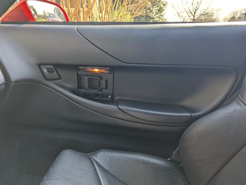 Used 1995 Chevrolet Corvette Coupe image 9