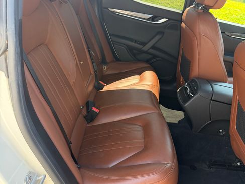 Used 2017 Maserati Ghibli Sedan 4D image 8