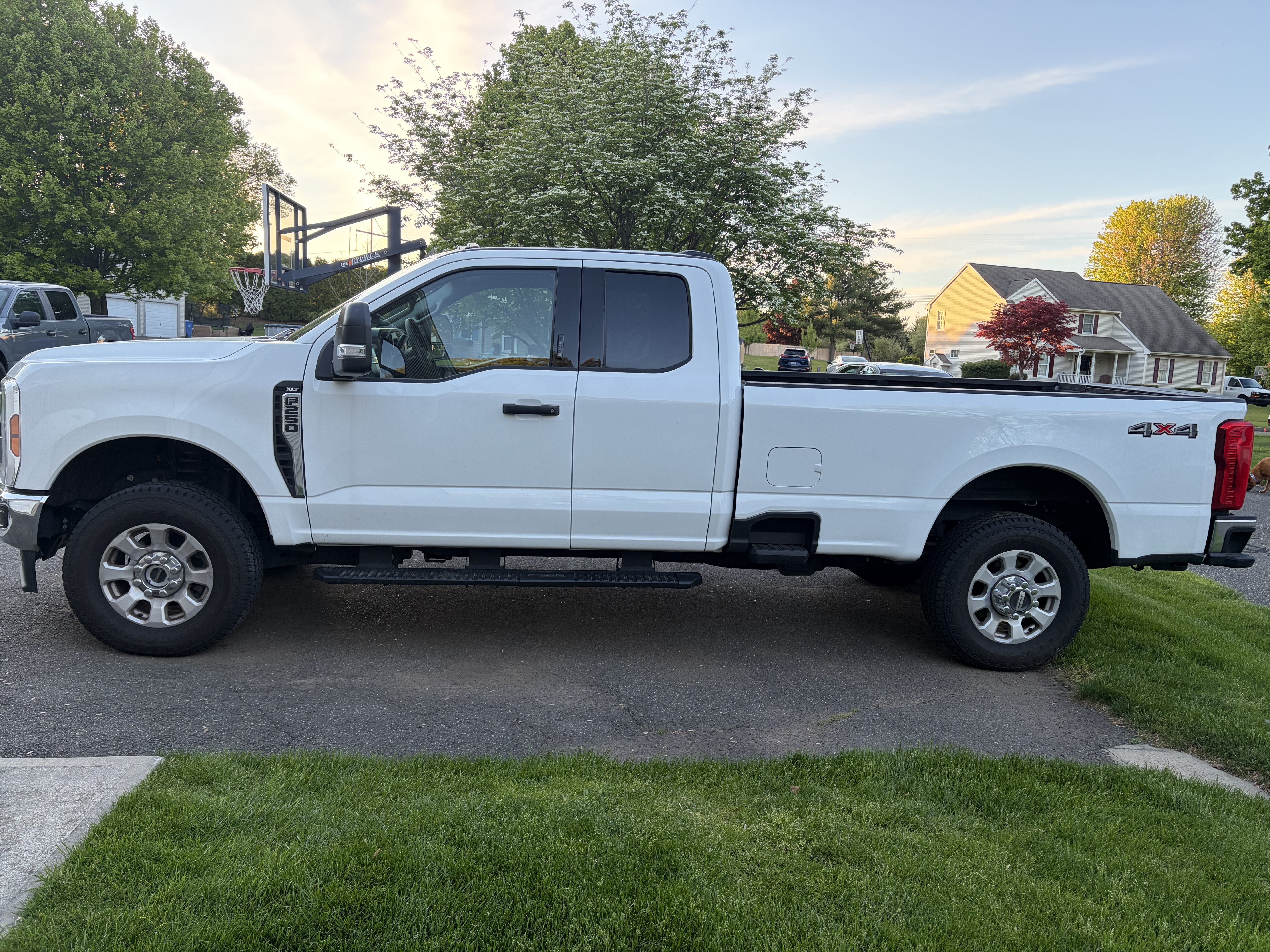 Used 2024 Ford F250 XLT w/ Snow Plow Prep Package AWD/4WD image 6