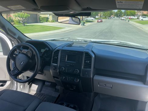 Used 2018 Ford F150 XLT AWD/4WD image 9