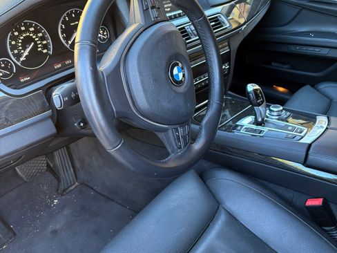 Used 2012 BMW 750Li image 10