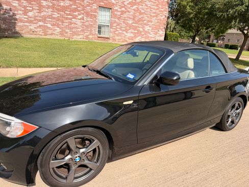 Used 2013 BMW 128i Convertible RWD image 8