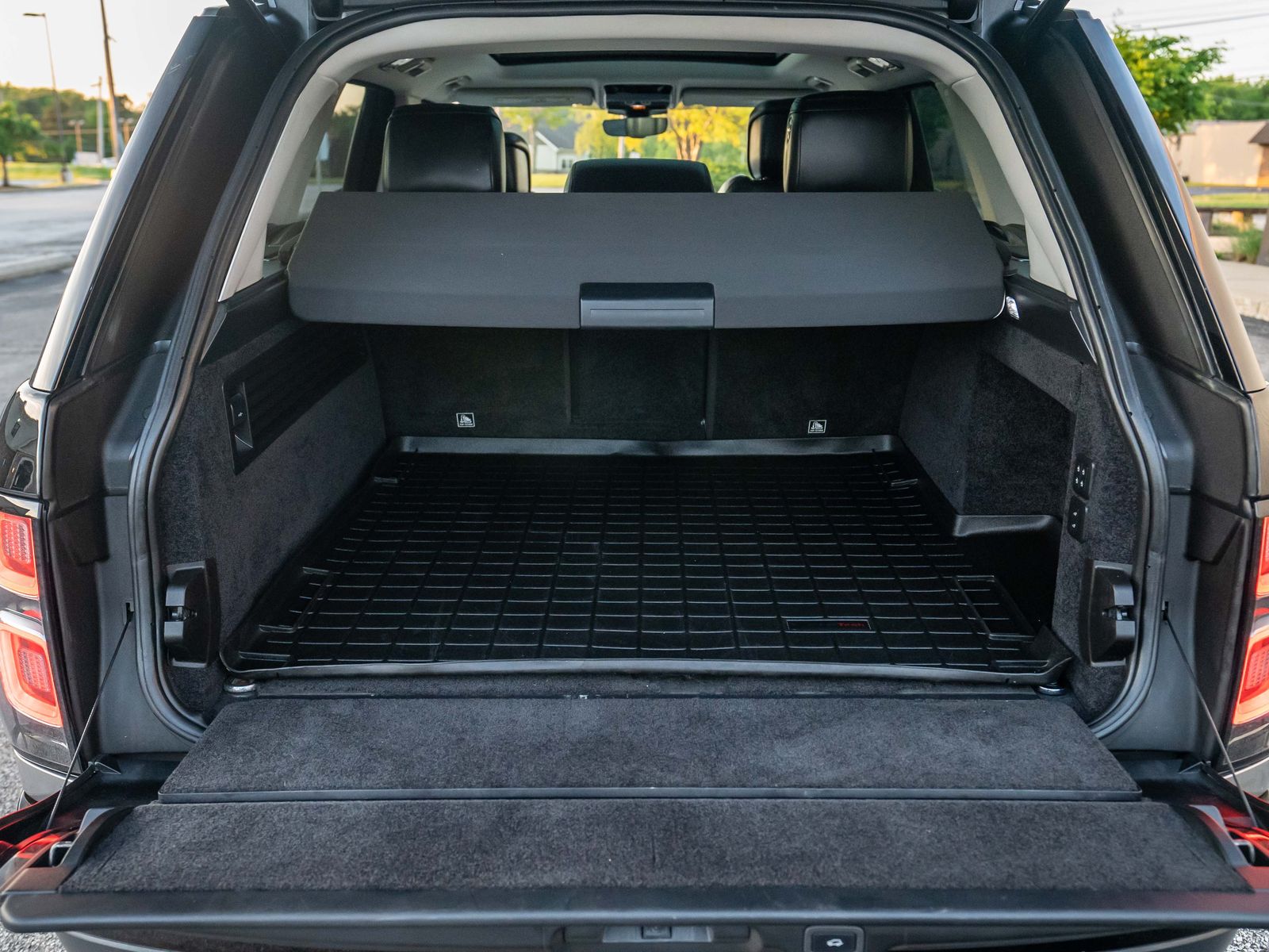 Used 2019 Land Rover Range Rover HSE AWD/4WD image 13
