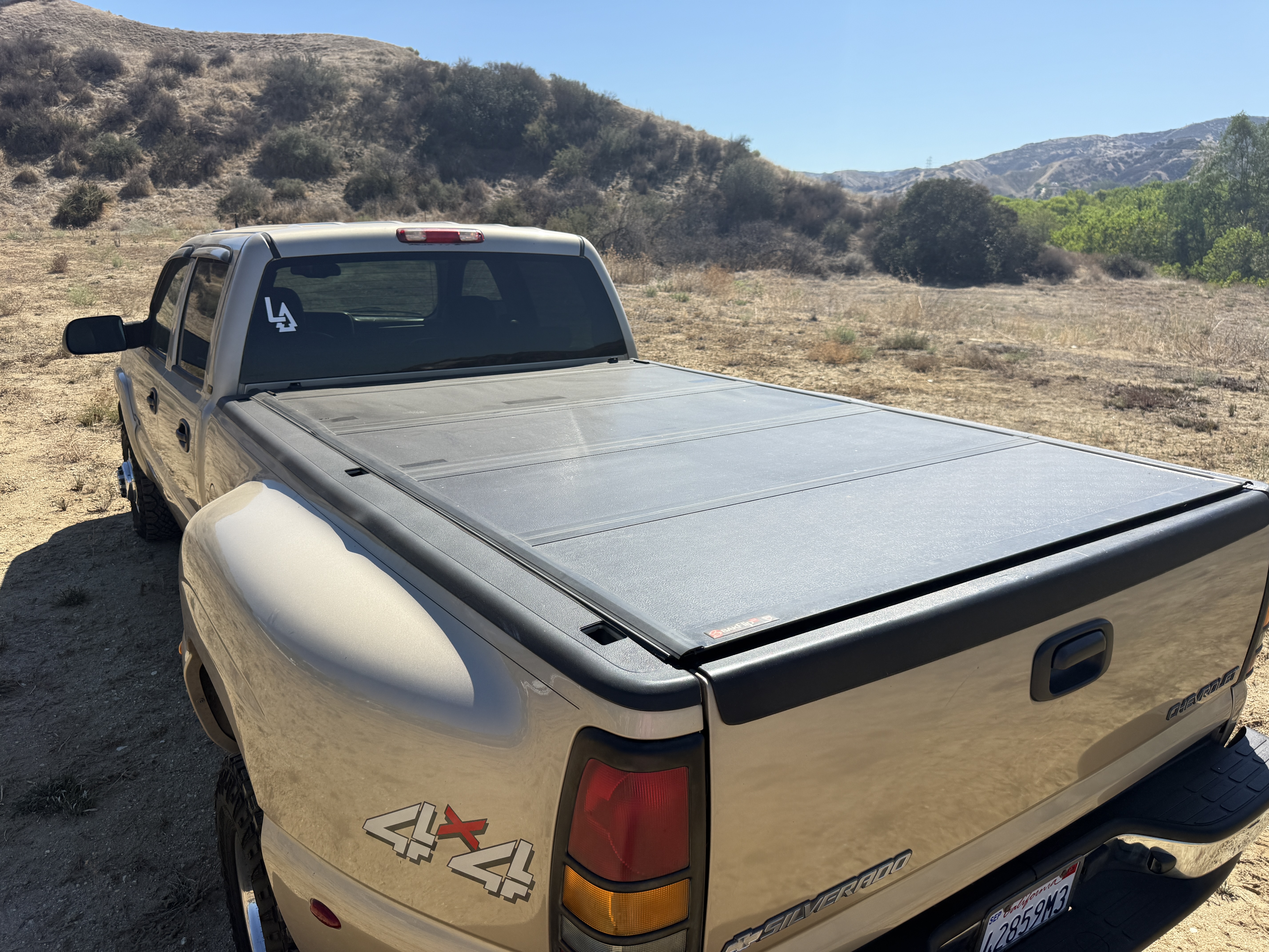 Used 2004 Chevrolet Silverado 3500 4x4 Crew Cab w/ Skid Plate Package image 9