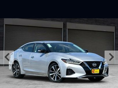 Used 2021 Nissan Maxima 3.5 SV w/ Floor Mat Group