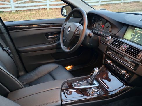 Used 2012 BMW 535i xDrive Sedan image 13