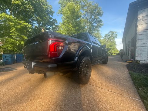 Used 2024 Ford F150 Raptor AWD/4WD image 15