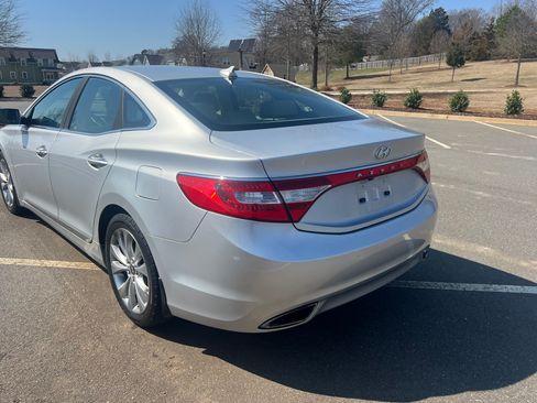 Used 2012 Hyundai Azera image 5