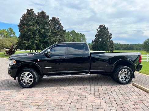 Used 2019 RAM 3500 Laramie image 5