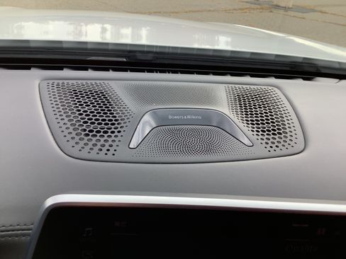 Used 2020 BMW 750i xDrive w/ Autobahn Package image 25