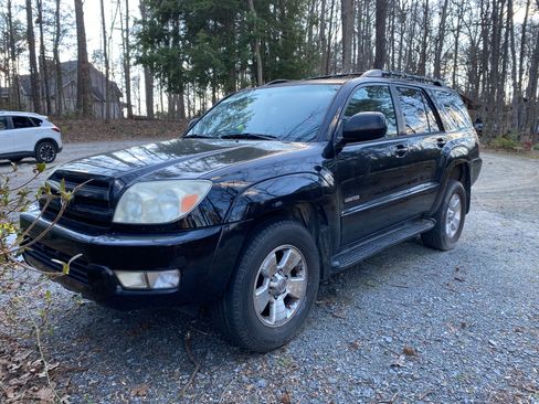 Used 2005 Toyota 4Runner Limited image 6