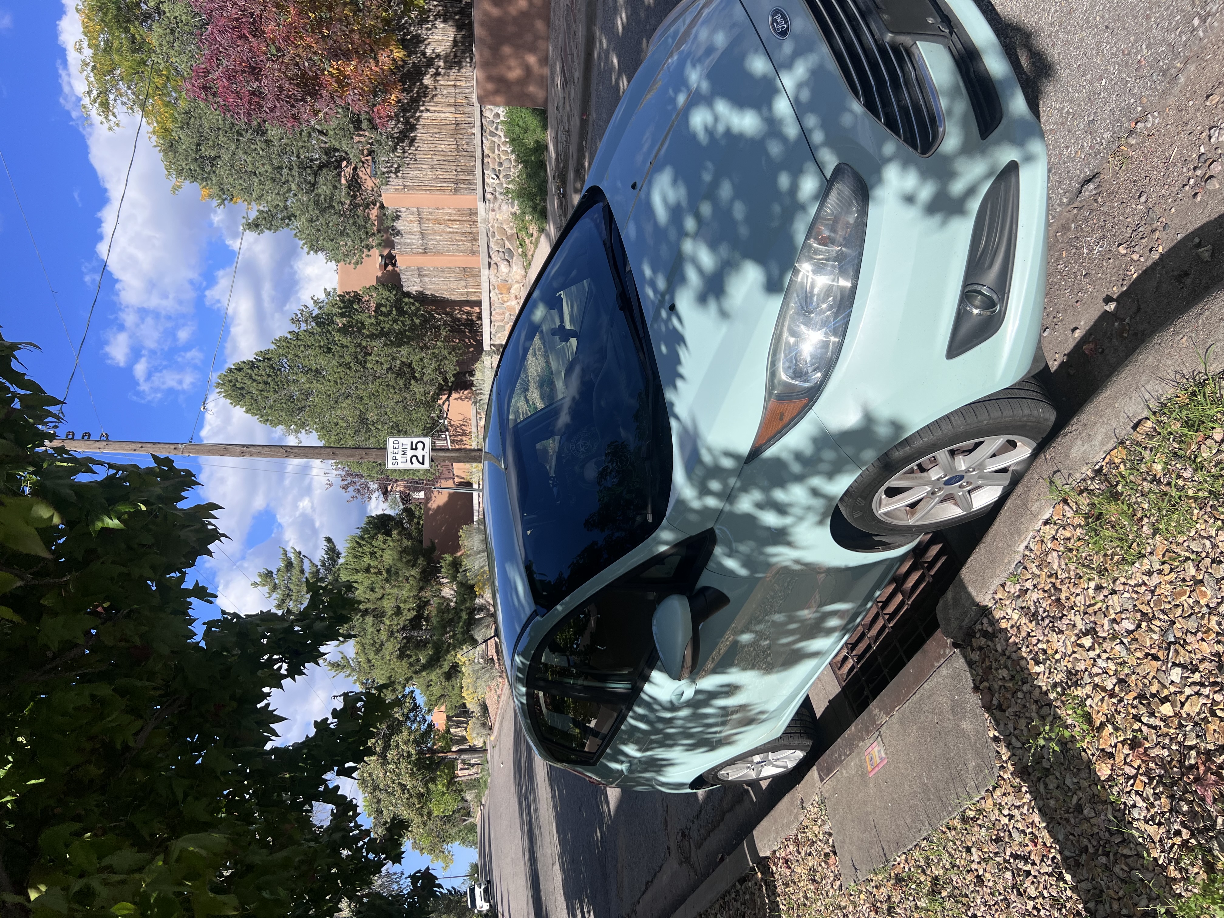 Used 2019 Ford Fiesta SE w/ Equipment Group 201A FWD image 2