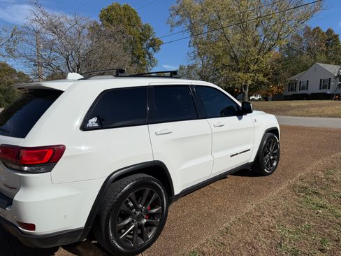 Used 2021 Jeep Grand Cherokee Trailhawk w/ Trailhawk Luxury Group image 4