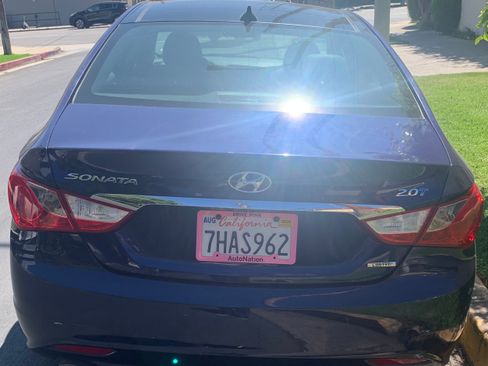 Used 2013 Hyundai Sonata Limited w/ Premium Pkg image 8