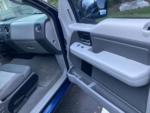 Used 2007 Ford F150 XLT image 14