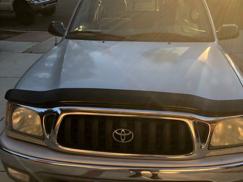 Used 2004 Toyota Tacoma 2WD Xtracab image 4