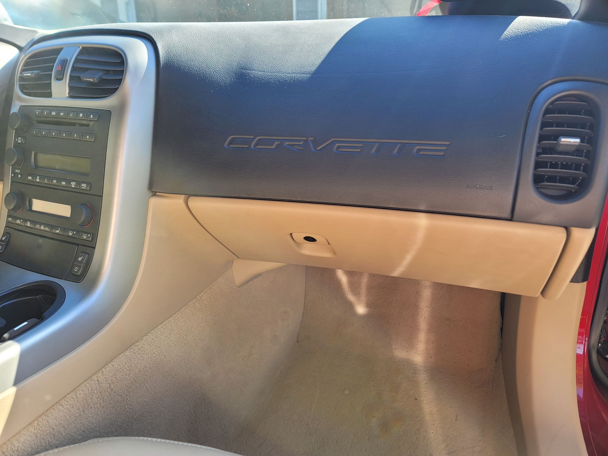 Used 2005 Chevrolet Corvette Coupe w/ Preferred Equipment Group RWD image 21