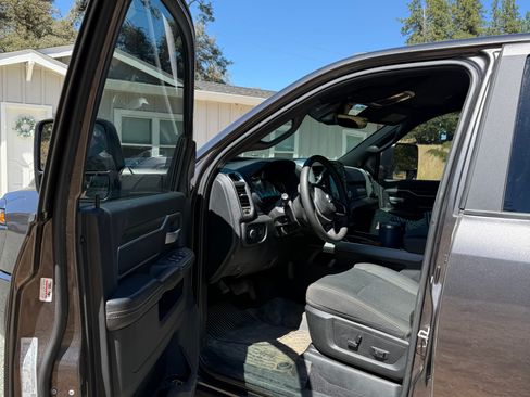 Used 2025 RAM 2500 Big Horn AWD/4WD image 14