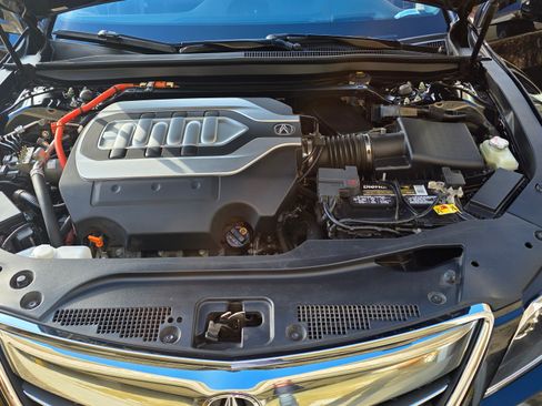 Used 2016 Acura RLX Sport Hybrid w/ Advance Pkg image 6
