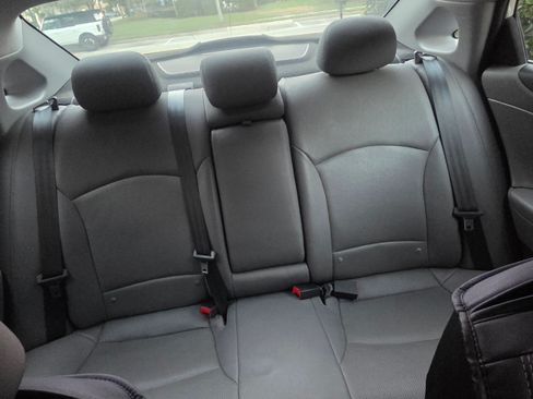 Used 2014 Hyundai Sonata Limited image 9