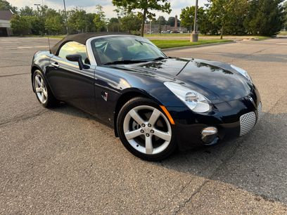 Used 2006 Pontiac Solstice Convertible w/ Premium Package
