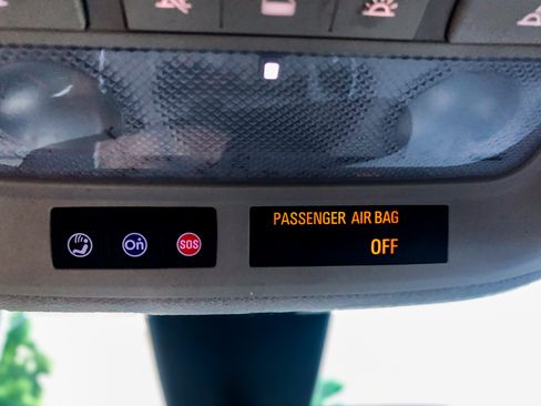 Used 2016 Chevrolet Cruze LT w/ Sun And Sound Package image 20