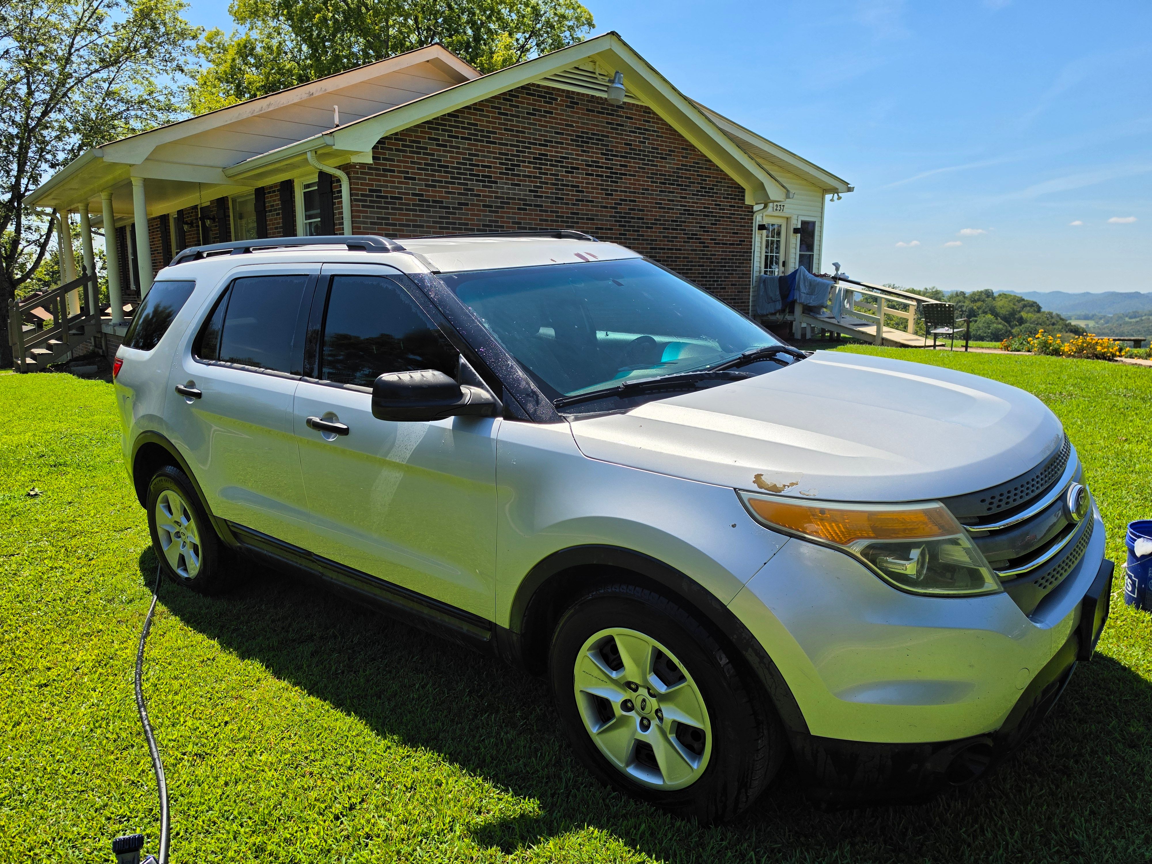Used 2014 Ford Explorer FWD image 6