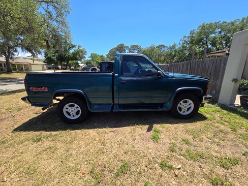 Used 1997 Chevrolet Silverado 1500 4x4 Regular Cab image 4