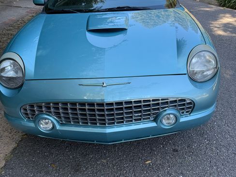 Used 2002 Ford Thunderbird RWD image 2