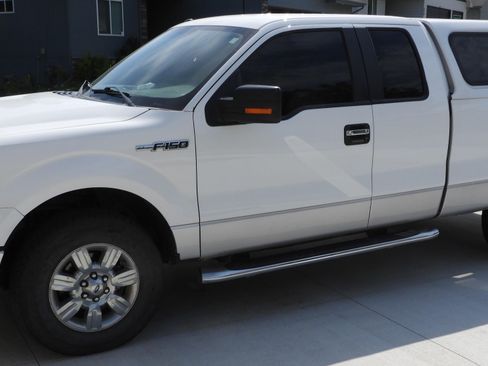 Used 2010 Ford F150 XLT AWD/4WD image 1