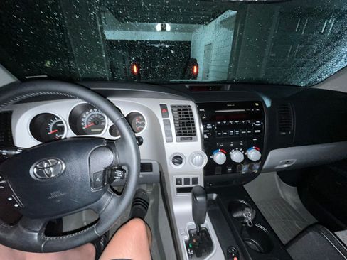 Used 2009 Toyota Tundra SR5 image 8
