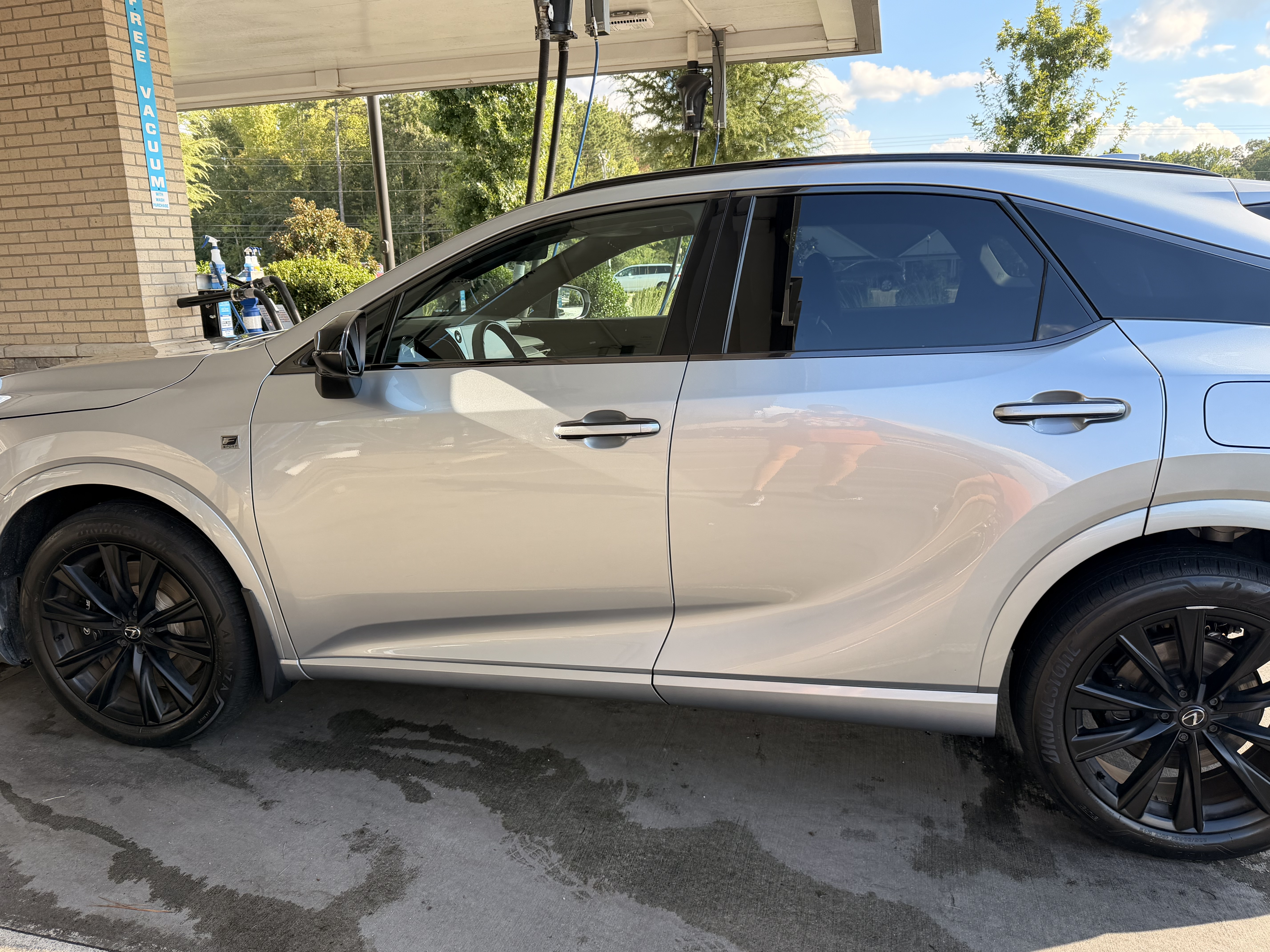 Used 2024 Lexus RX 500h F Sport w/ Convenience Package AWD/4WD image 17