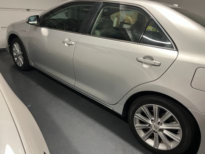 Used 2013 Toyota Camry XLE w/ Convenience Pkg