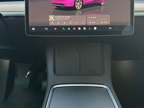 Used 2023 Tesla Model Y Long Range image 8
