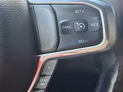 Used 2019 RAM 1500 Laramie RWD image 20