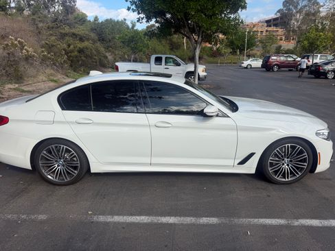 Used 2019 BMW 530i 530i Sedan 4D w/ M Sport Package image 4