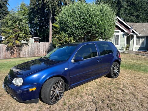 Used 2002 Volkswagen Golf 1.8T FWD image 1