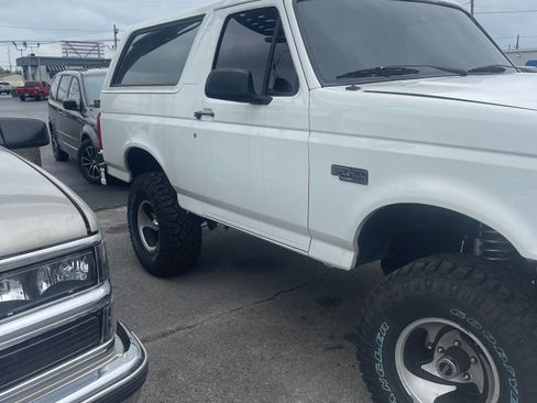 Used 1995 Ford Bronco AWD/4WD image 12