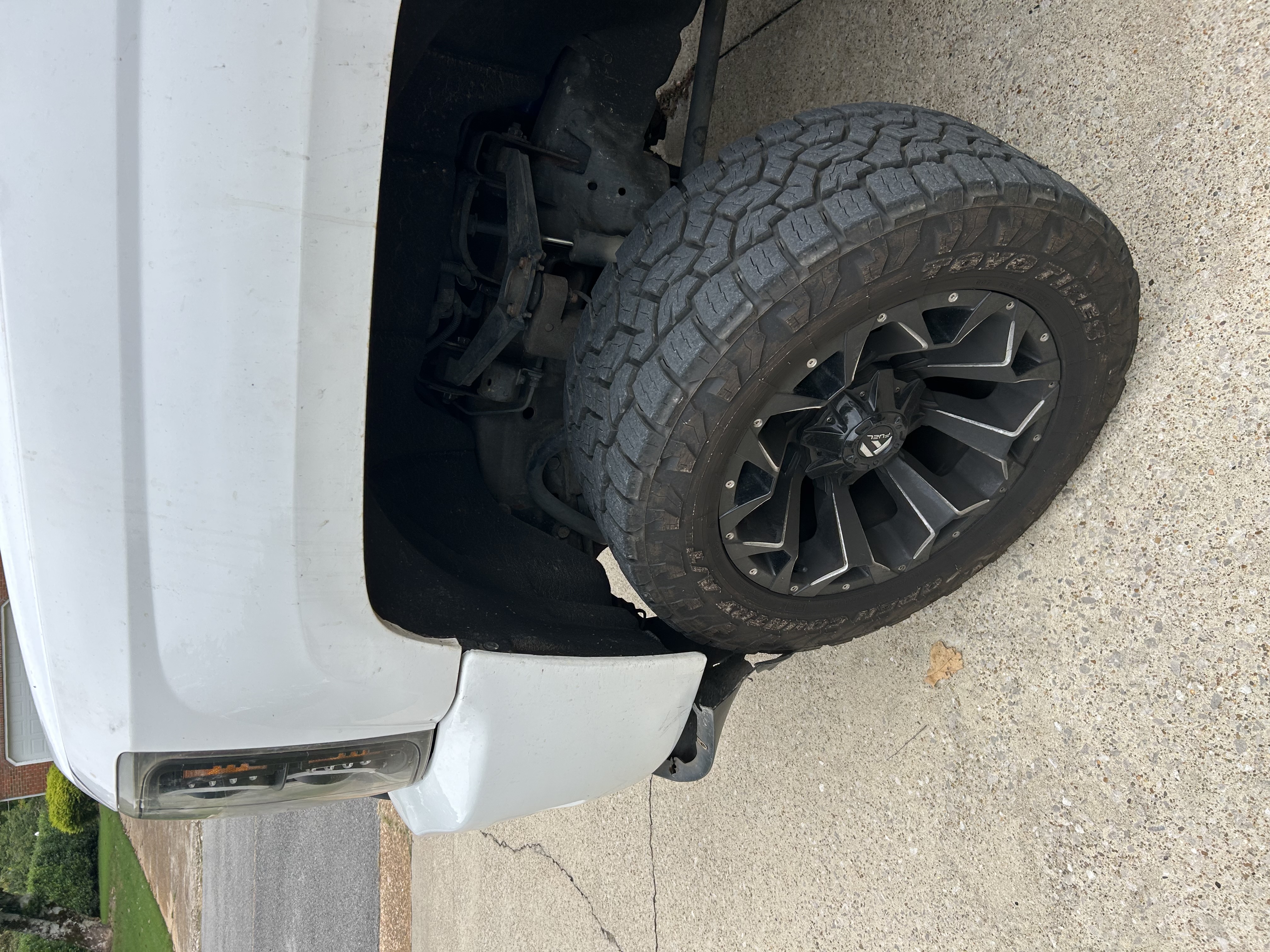 Used 2015 Chevrolet Silverado 2500 High Country w/ Duramax Plus Package AWD/4WD image 26
