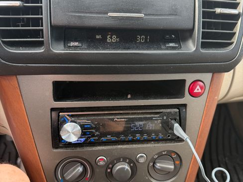 Used 2006 Subaru Outback 2.5i image 8