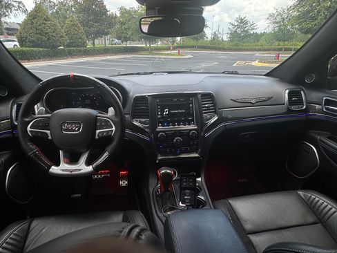 Used 2018 Jeep Grand Cherokee Trackhawk image 10