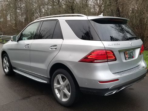 Used 2016 Mercedes-Benz GLE 300d 4MATIC image 6