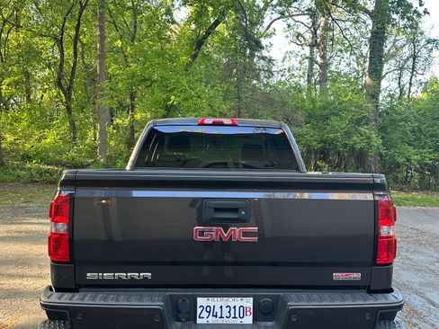 Used 2014 GMC Sierra 1500 SLT w/ All-Terrain Package AWD/4WD image 5