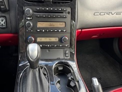 Used 2010 Chevrolet Corvette Coupe w/ Preferred Equipment Group image 12