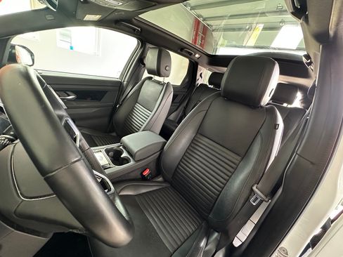 Used 2022 Land Rover Discovery Sport S AWD/4WD image 9